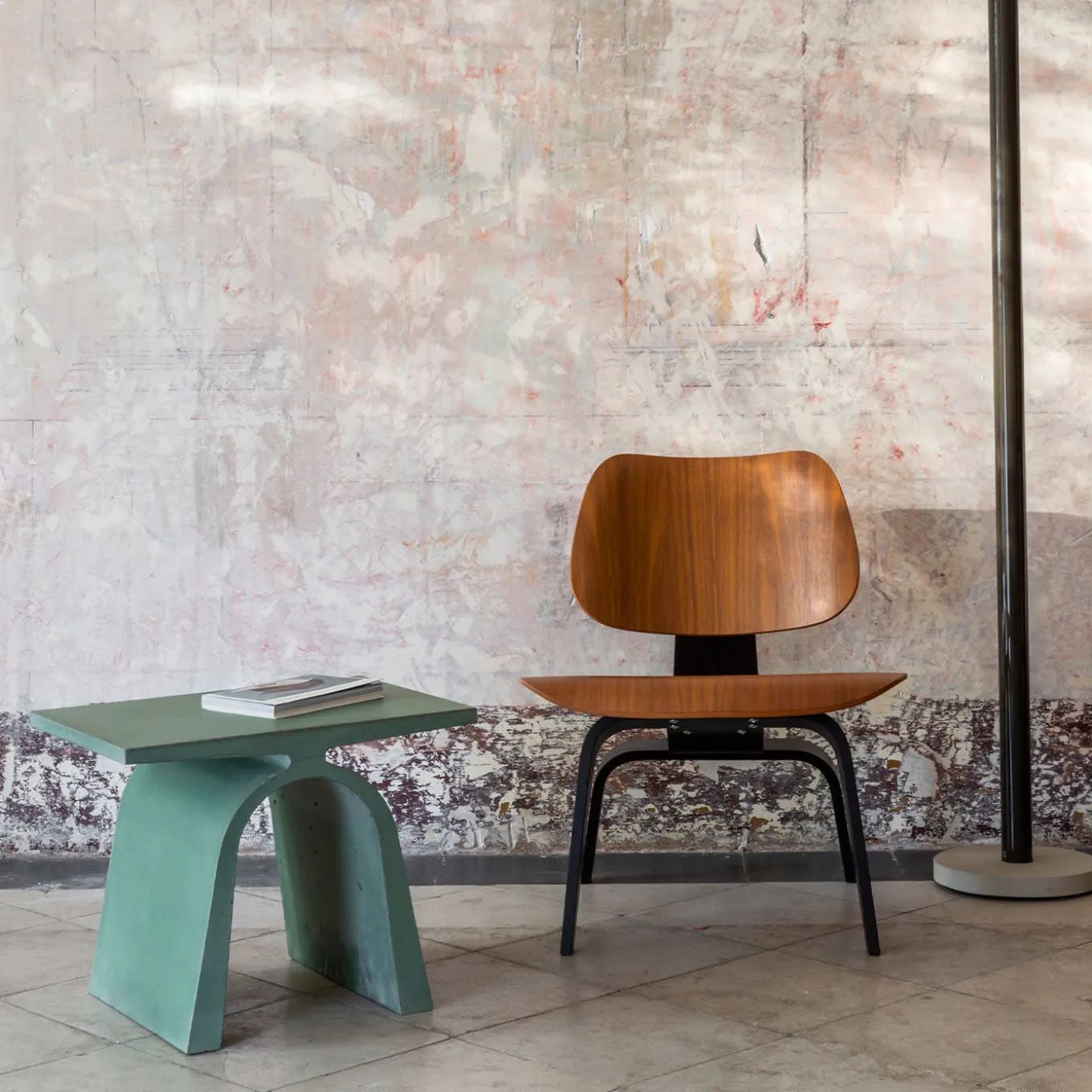 Abecedario Coffee Table A