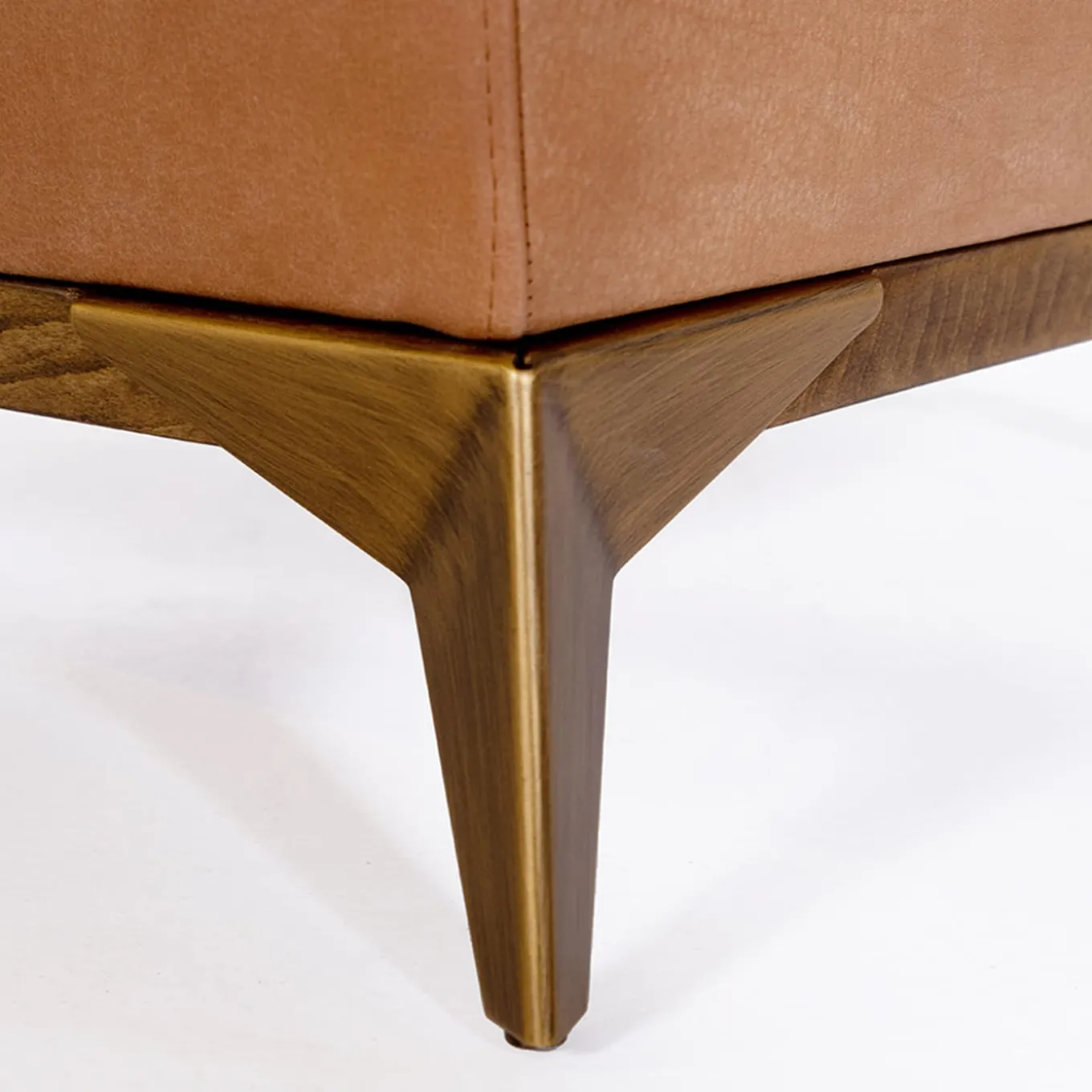 Agostina brown camel leather armchair