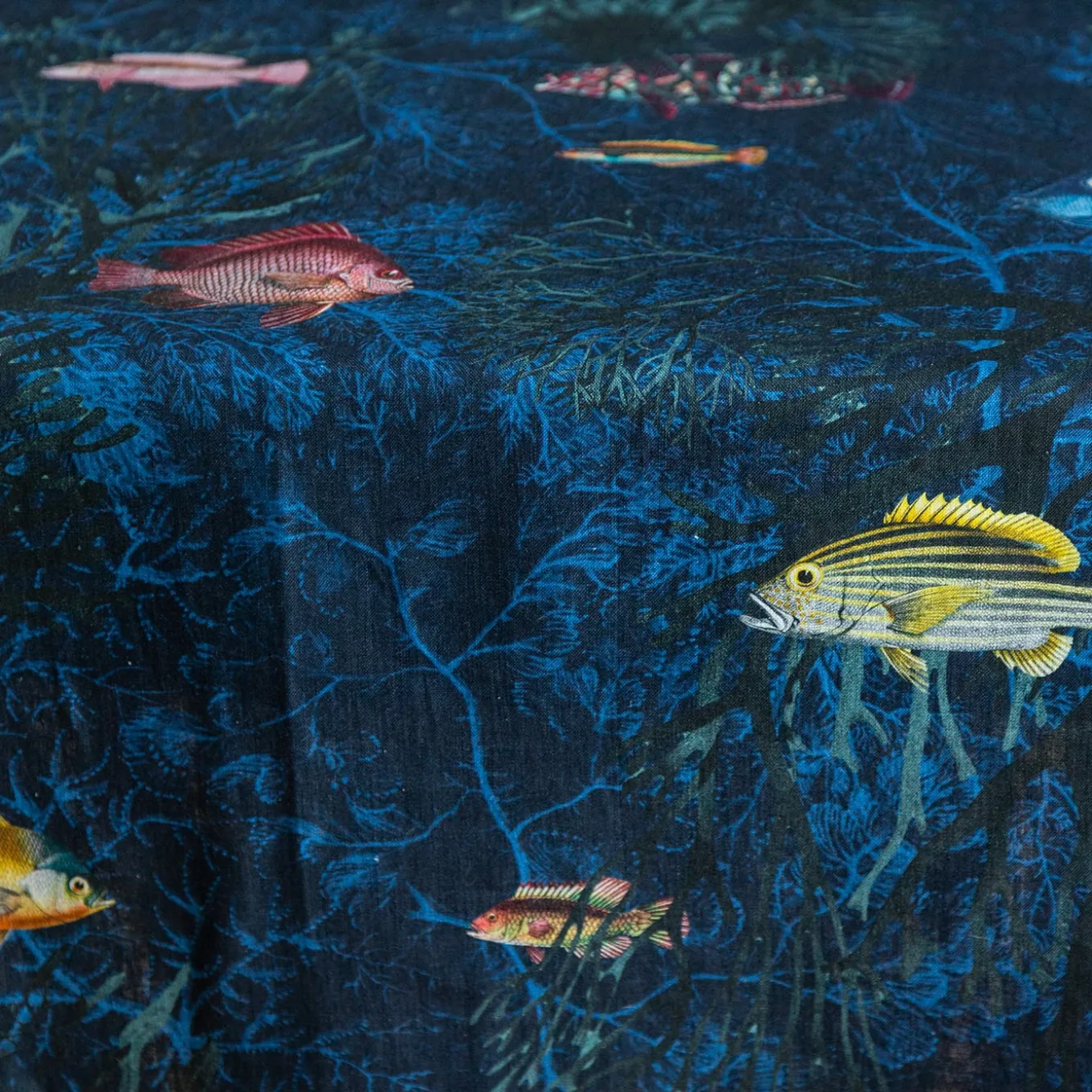 Amami Linen Tablecloth With Marine Decoration