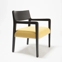 Amarcord Lounge Chair by Umberto Bertoni