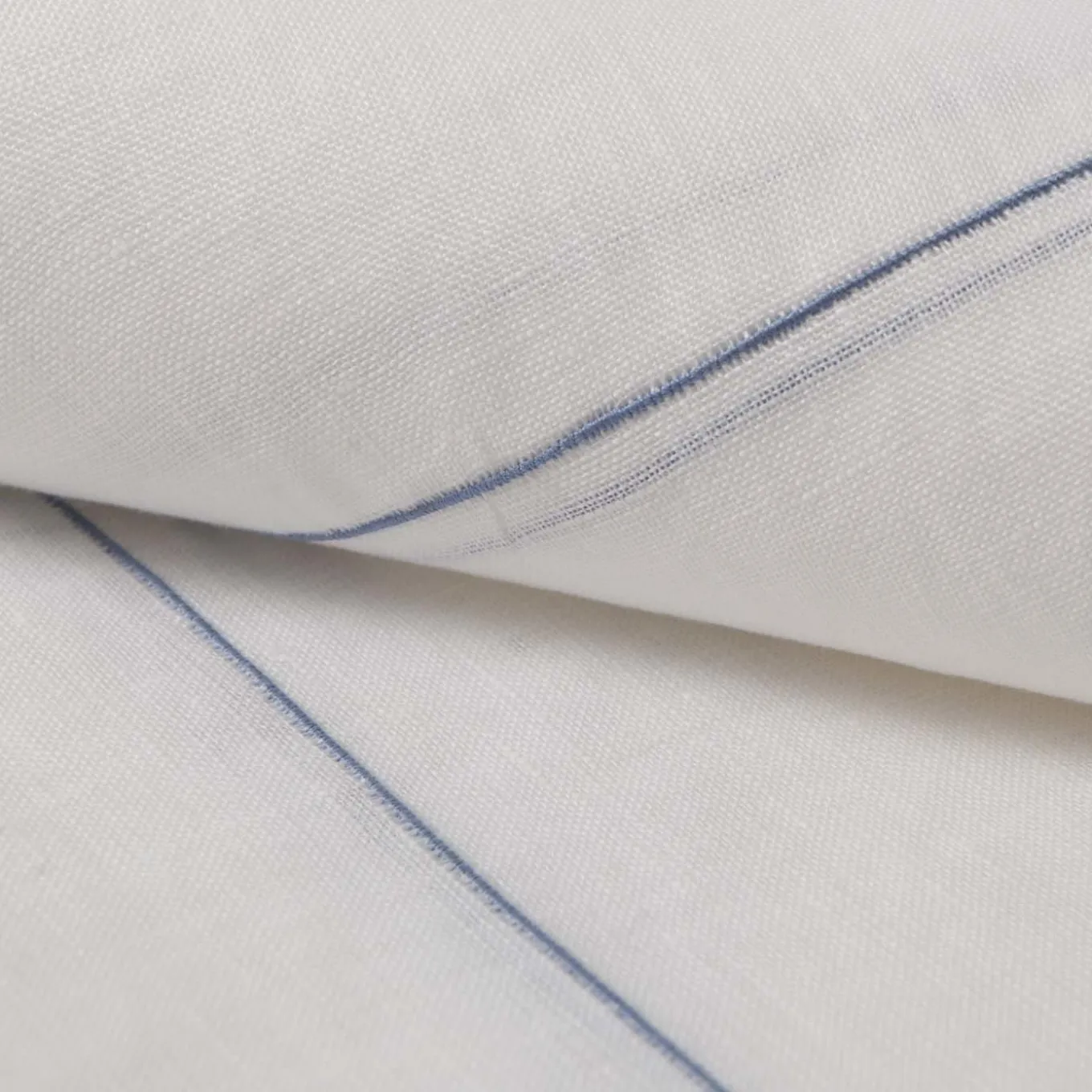 Ametista Linen Tablecloth