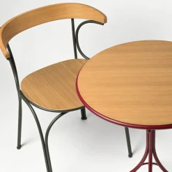 Ample Red Outdoor Bistrot Table by Nichetto Studio