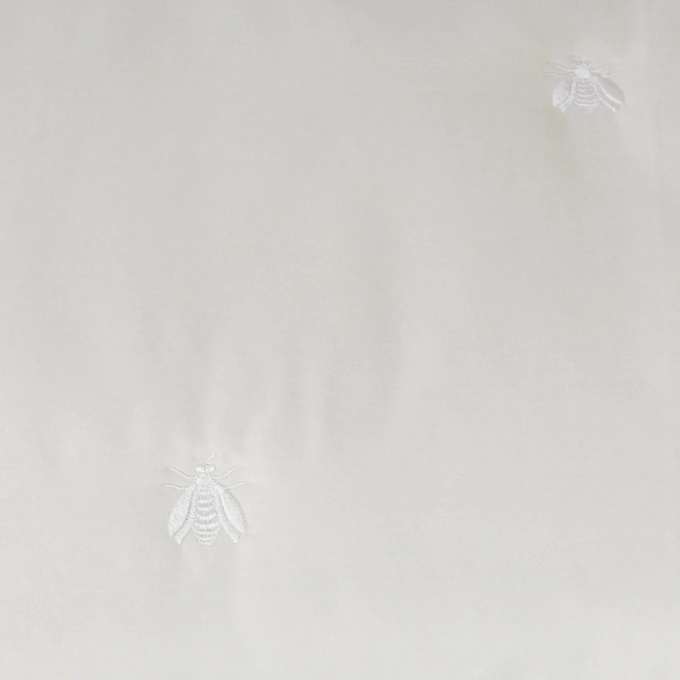 Api Satin Ivory Quilt