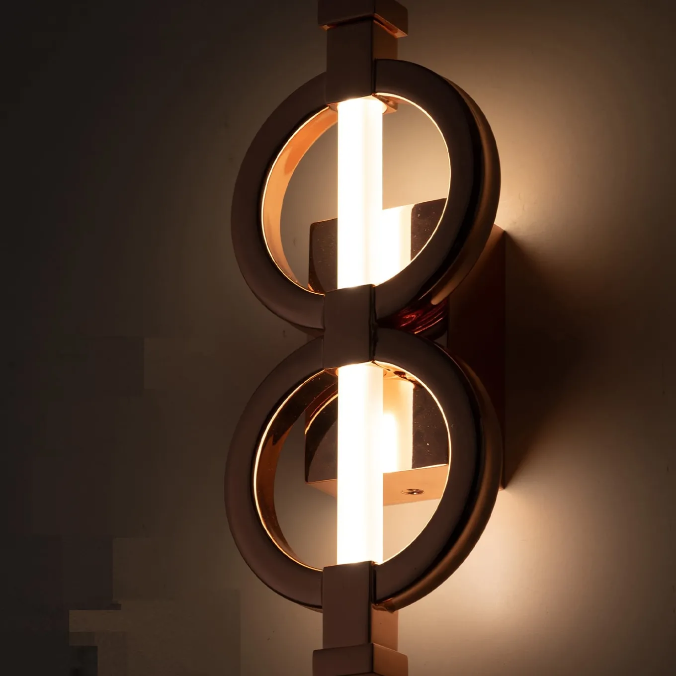 21073/A-R Wall Lamp