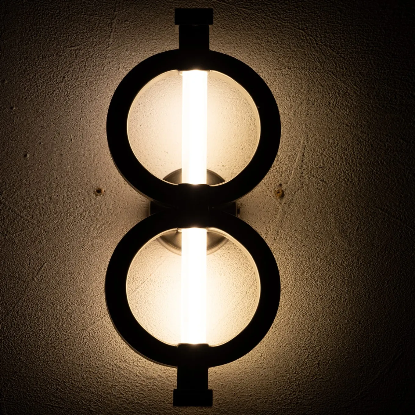 21073/A-R Wall Lamp