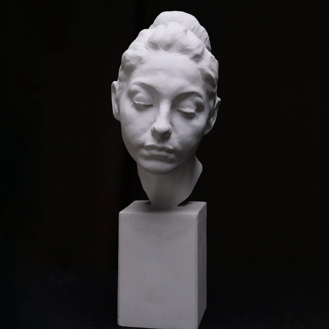 Arianna Resin Sculpture