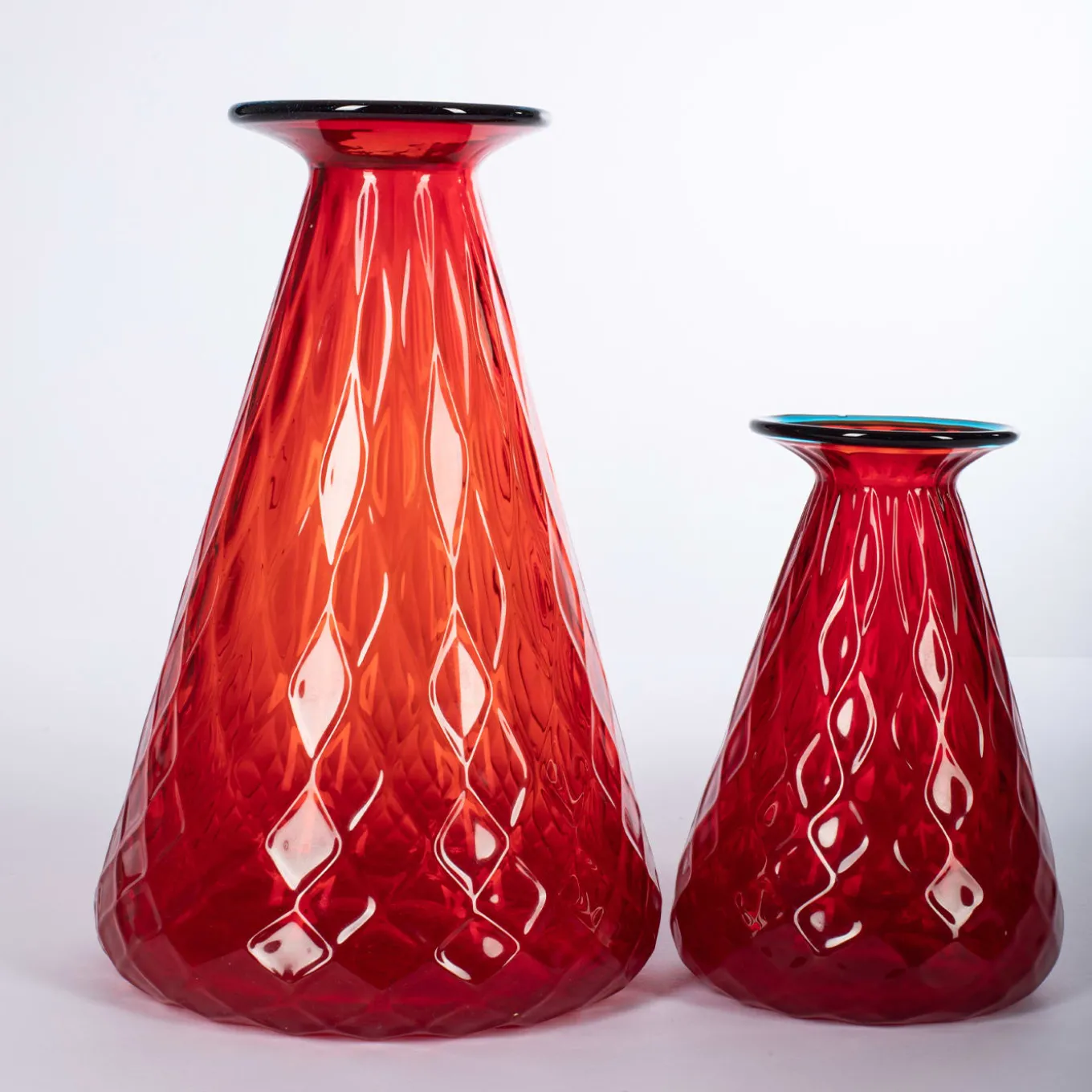 Balloton Set of 2 Conical Red Vases
