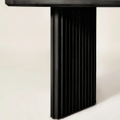 Basalto Black Ash Table