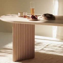 Basalto Natural Ash Table