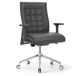 Beauté B Black Armchair