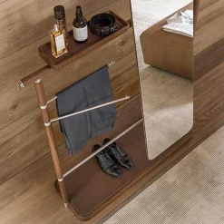 Ben Clothes Valet by Giuseppe Bavuso