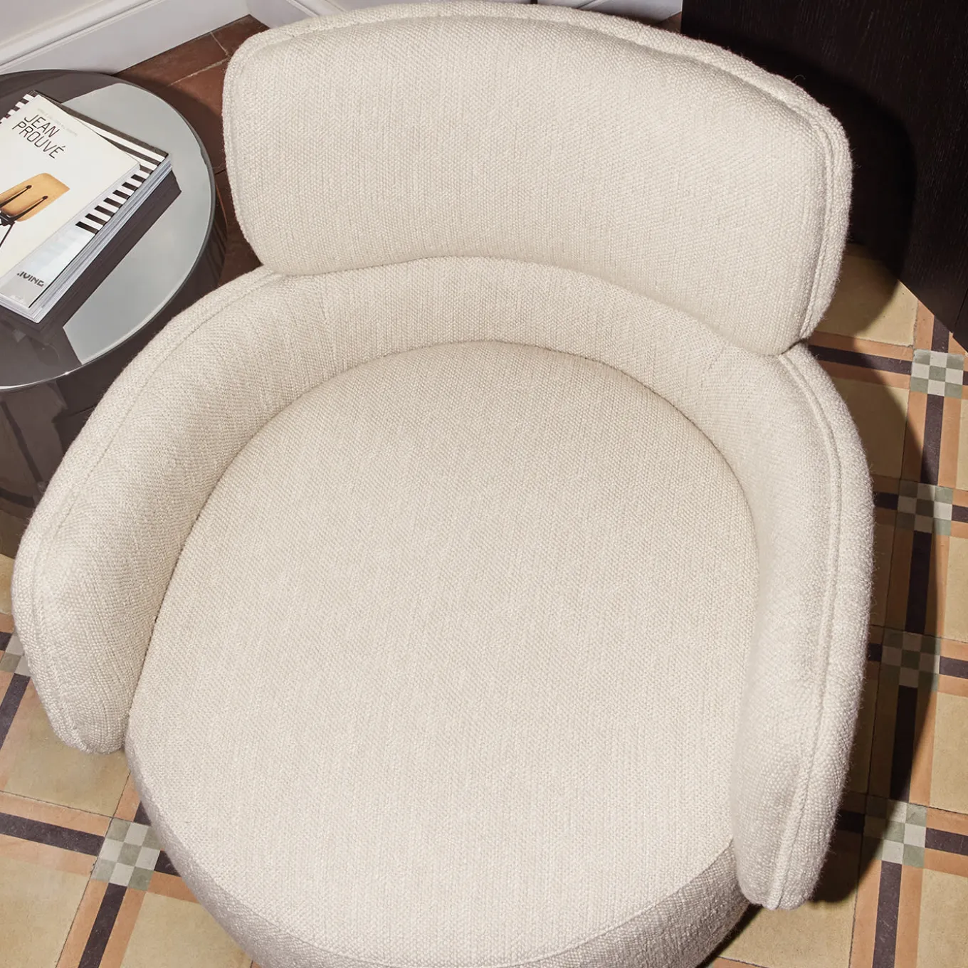 Boris Low Armchair by Dainelli Studio