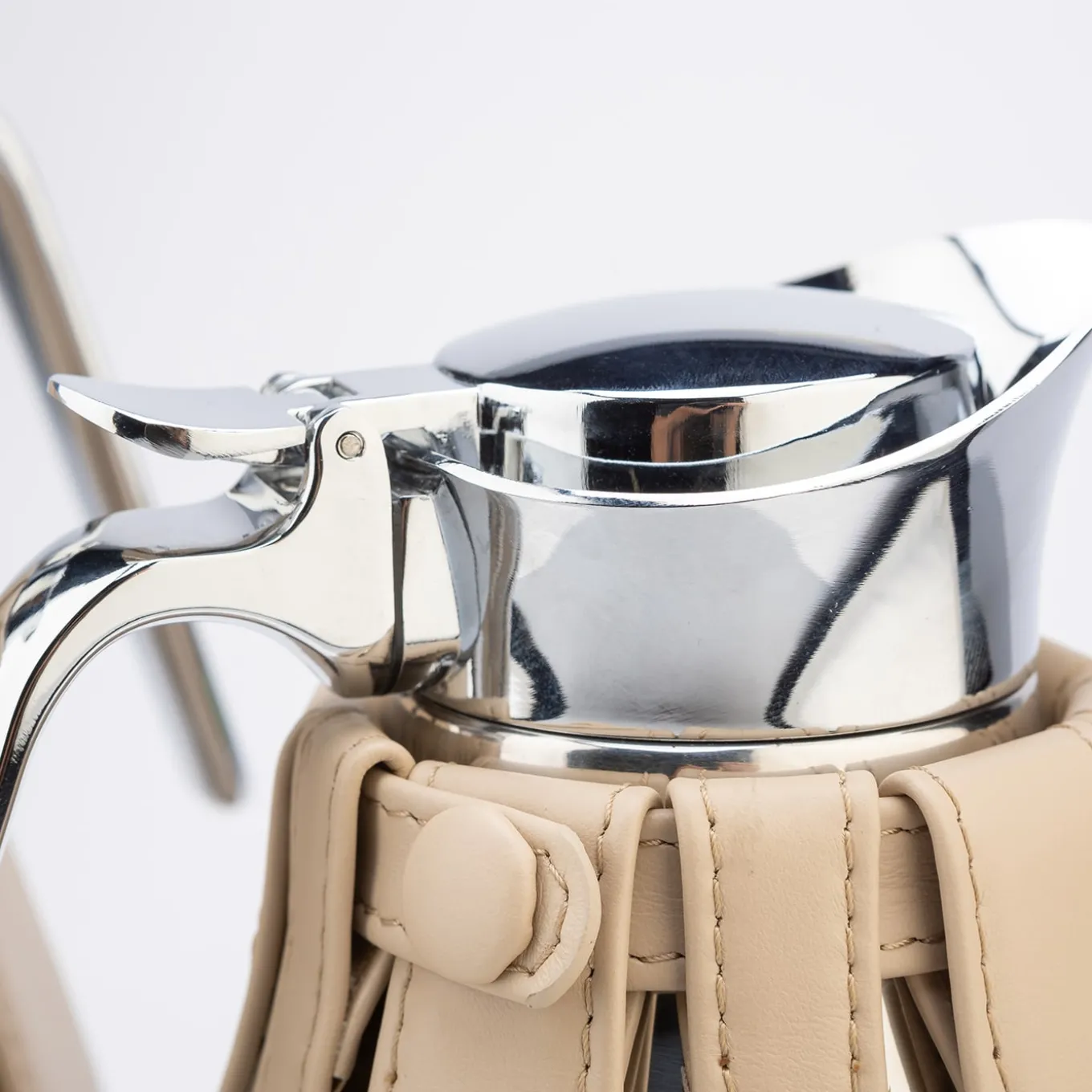 Botero Cappuccino Beige Large Thermal Carafe