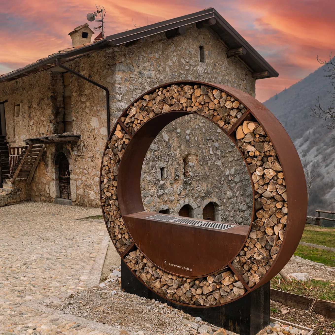 BQ166 WOW Corten Steel Circular Barbecue