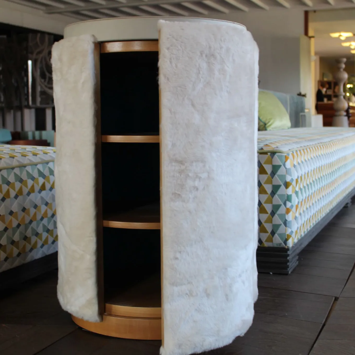 Cabinet in Furs by Analogia Project in Faux fur