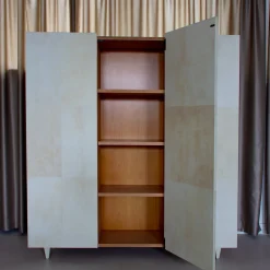 Cabinet Pergamena by Renzi e Reale