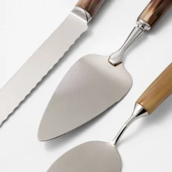 Cake Cutlery Set in Natural Horn