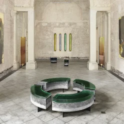 Cala bench full resin top R18