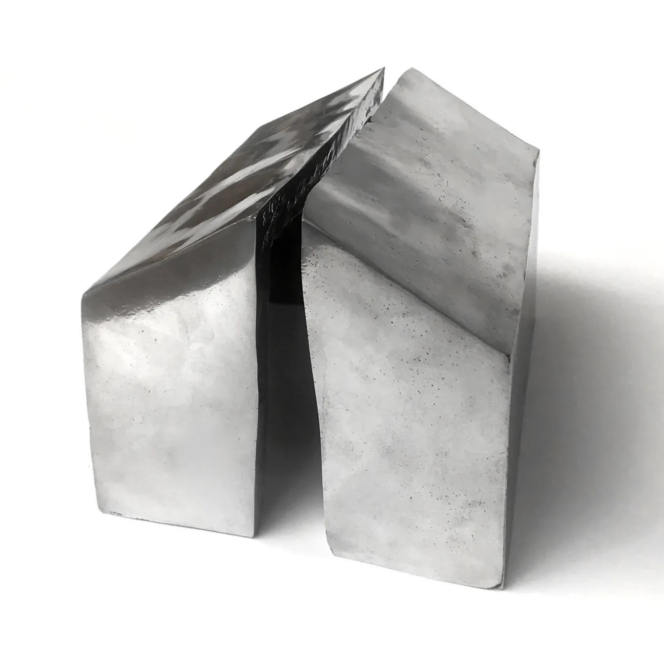 Casa Divisa Bookends