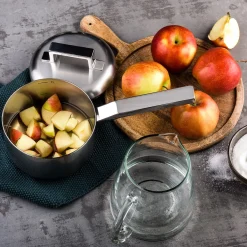 Casserole one handle STILE by Pininfarina with lid