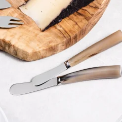 Cheese Cutlery Set in Natural Horn