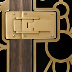 Chicago Cigars Showcase Trunk