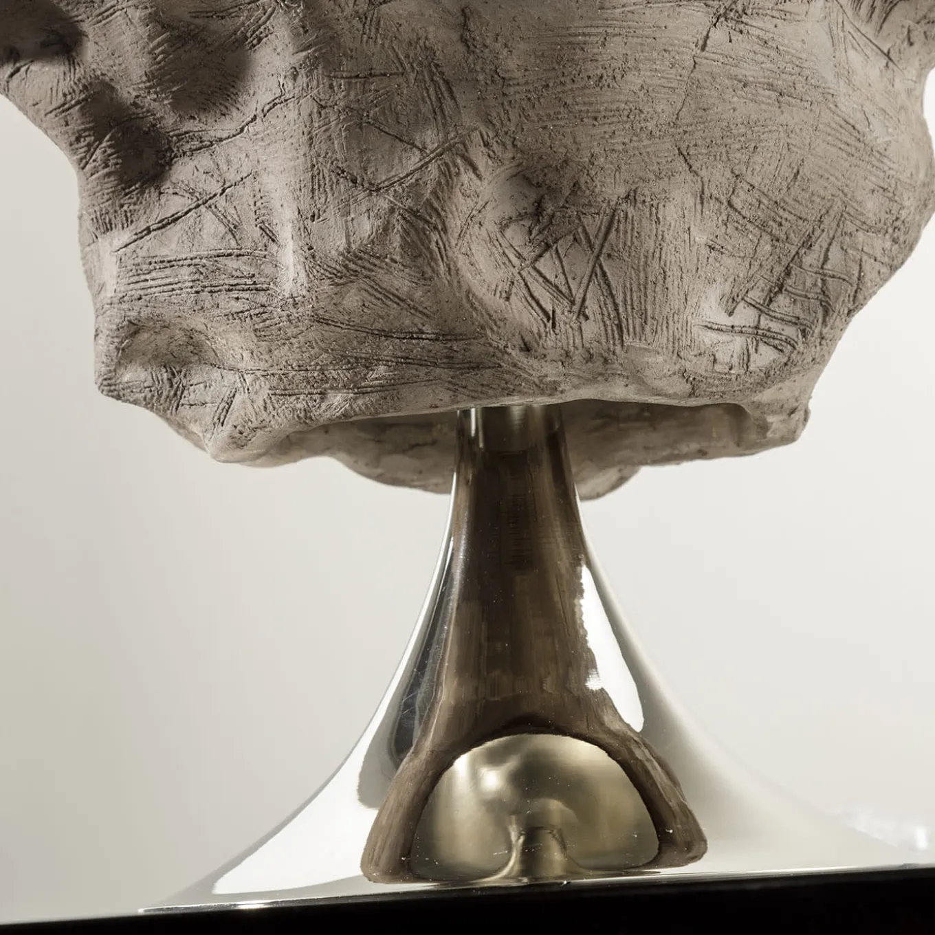 CL2119 Light-Brown Table Lamp