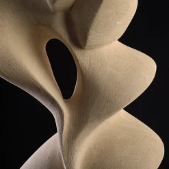 Con Te Lecce Stone Sculpture