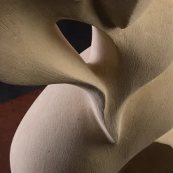 Con Te Lecce Stone Sculpture