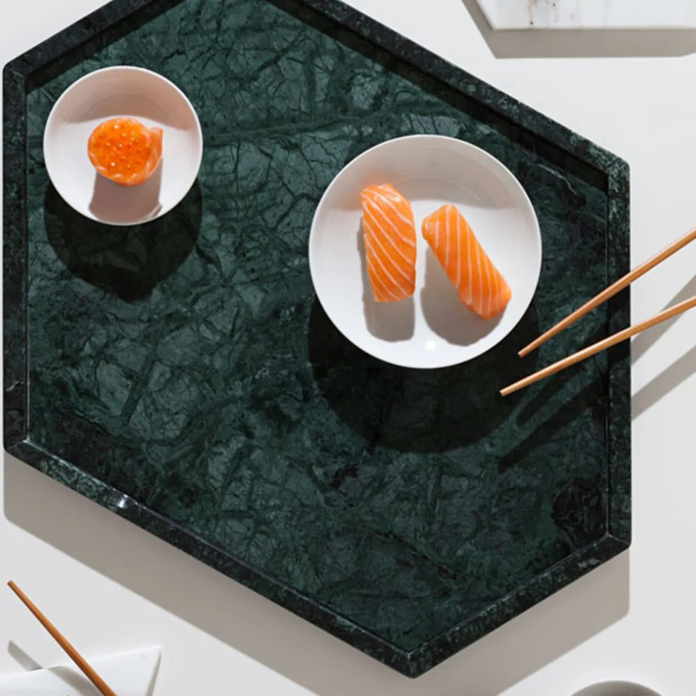 Convivio Diamond Mix Centerpiece