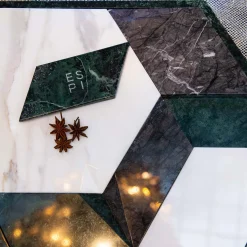 Convivio Diamond Mix Centerpiece