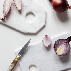 Convivio Mini Trivet in Carrara Marble