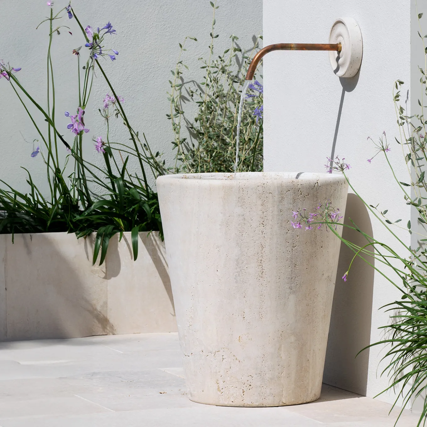 Current travertine Outdoor basin