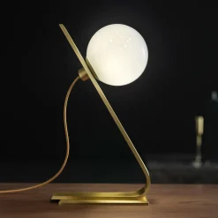 Daphne Desk Lamp