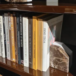 D-ENDS Set of 2 Bookends in Emperador Dark and Carrara Marble