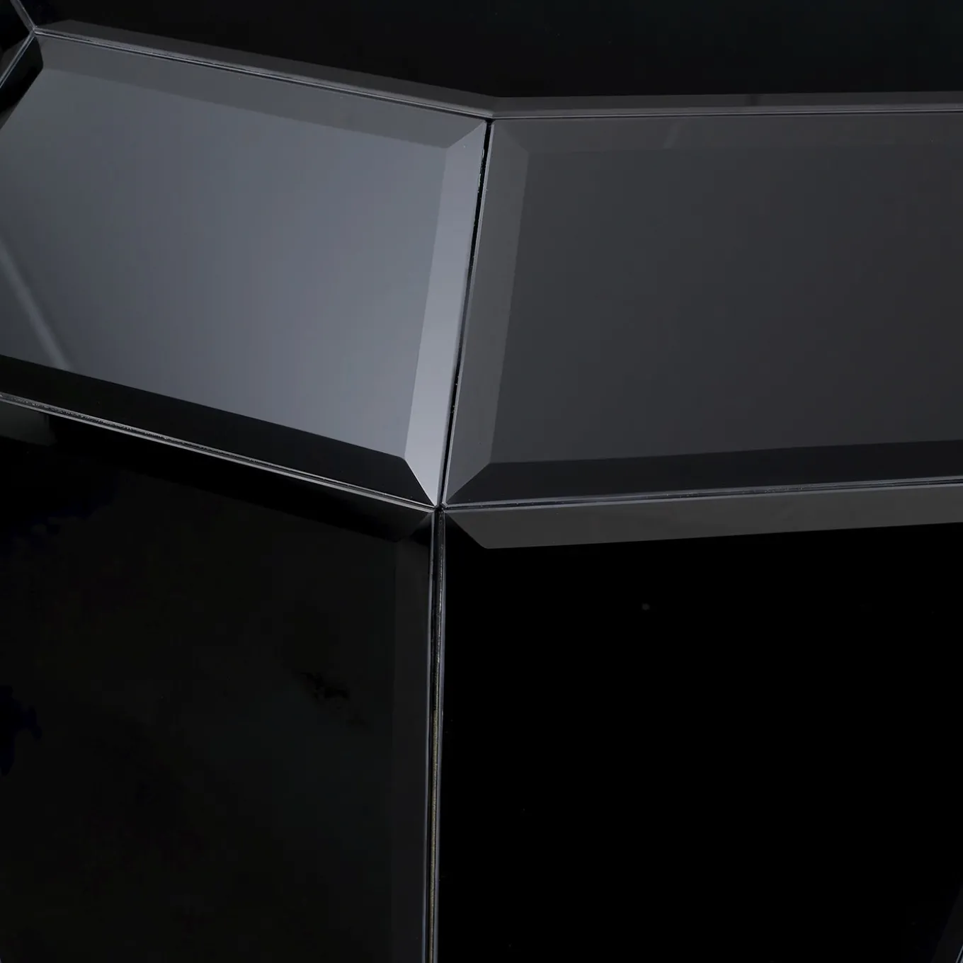 Diamante Black Support Column