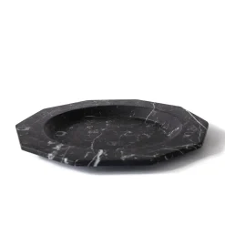 Dinner Plate in black Marquina marble