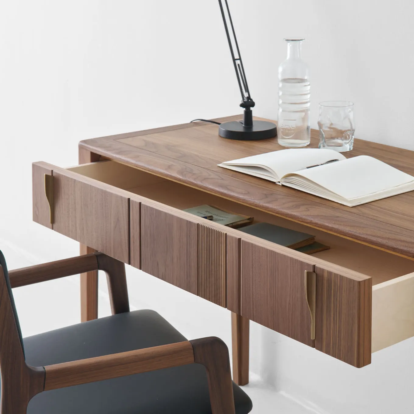 Domino 1-Drawer Canaletto Walnut Writing Desk