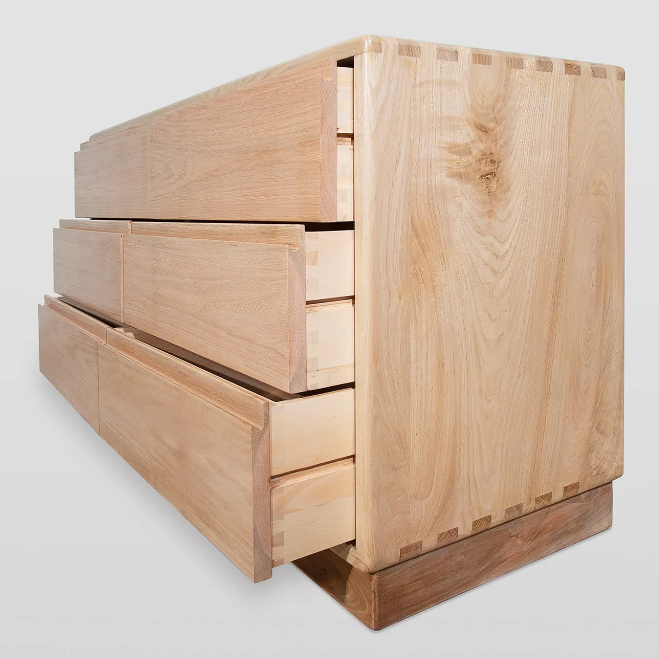 Dovetail 6-Drawer Dresser