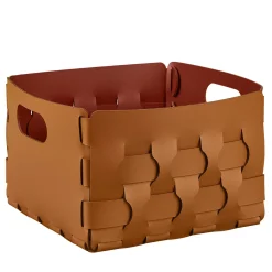 Dubai Bordeaux/Cognac Basket by Ekaterina Borovkova