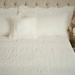 Dune Merveille Ivory Embroidered Quilt