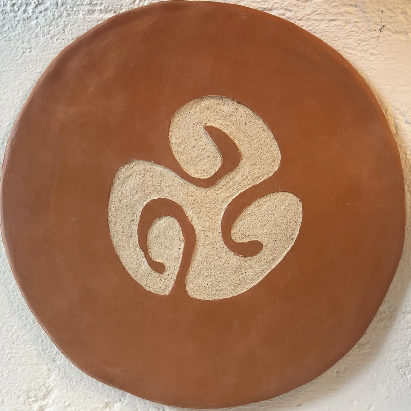 Eng 2 Terra Brown Ceramic Decorative Plate