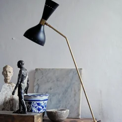 Equilibrista Brass Table Lamp