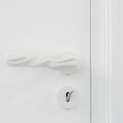 Fiocco White Handle by Nicole Valenti