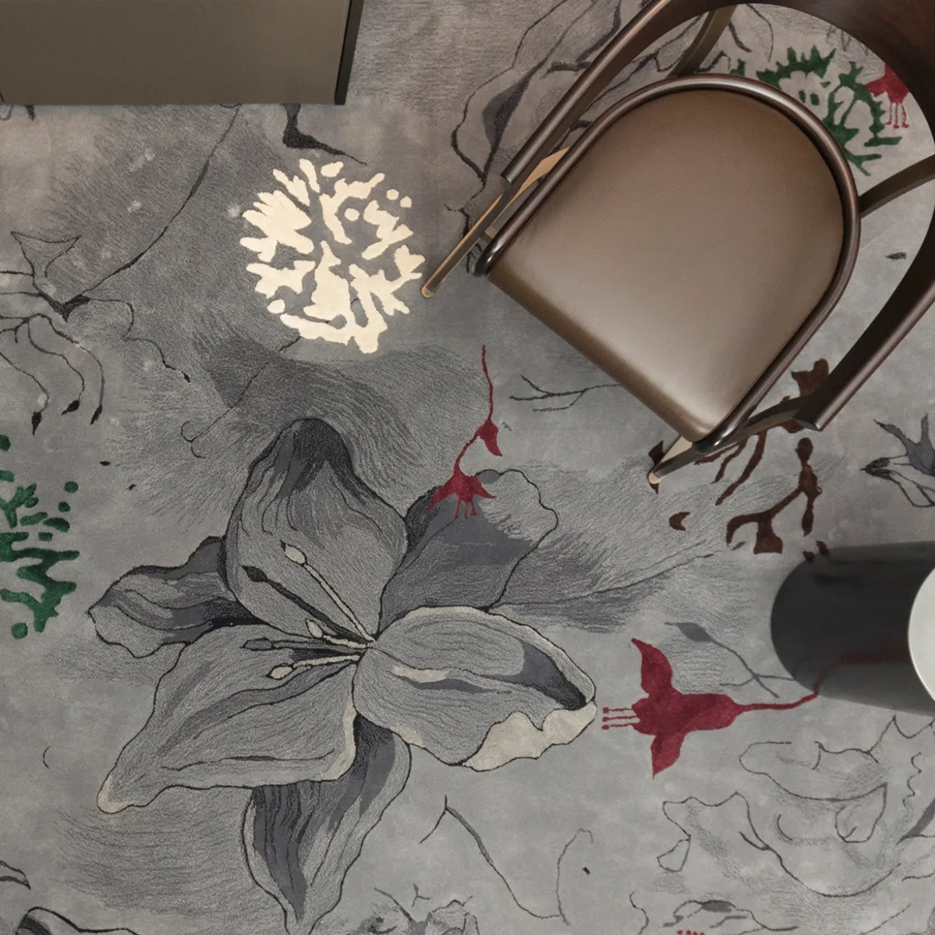 Flower Power 2 Gray Tapestry