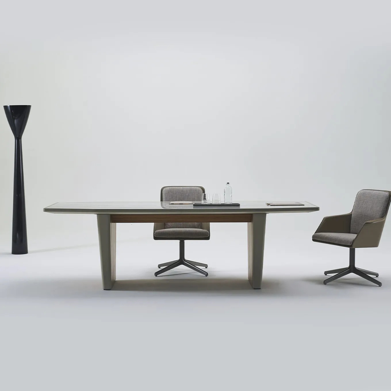 Fly Brown Office Armchair