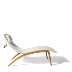 Foil off white fabric with cushion Outdoor Chaise Lounge