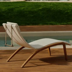 Foil off white fabric with cushion Outdoor Chaise Lounge