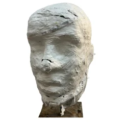 FRAGIL/mente Sculpture