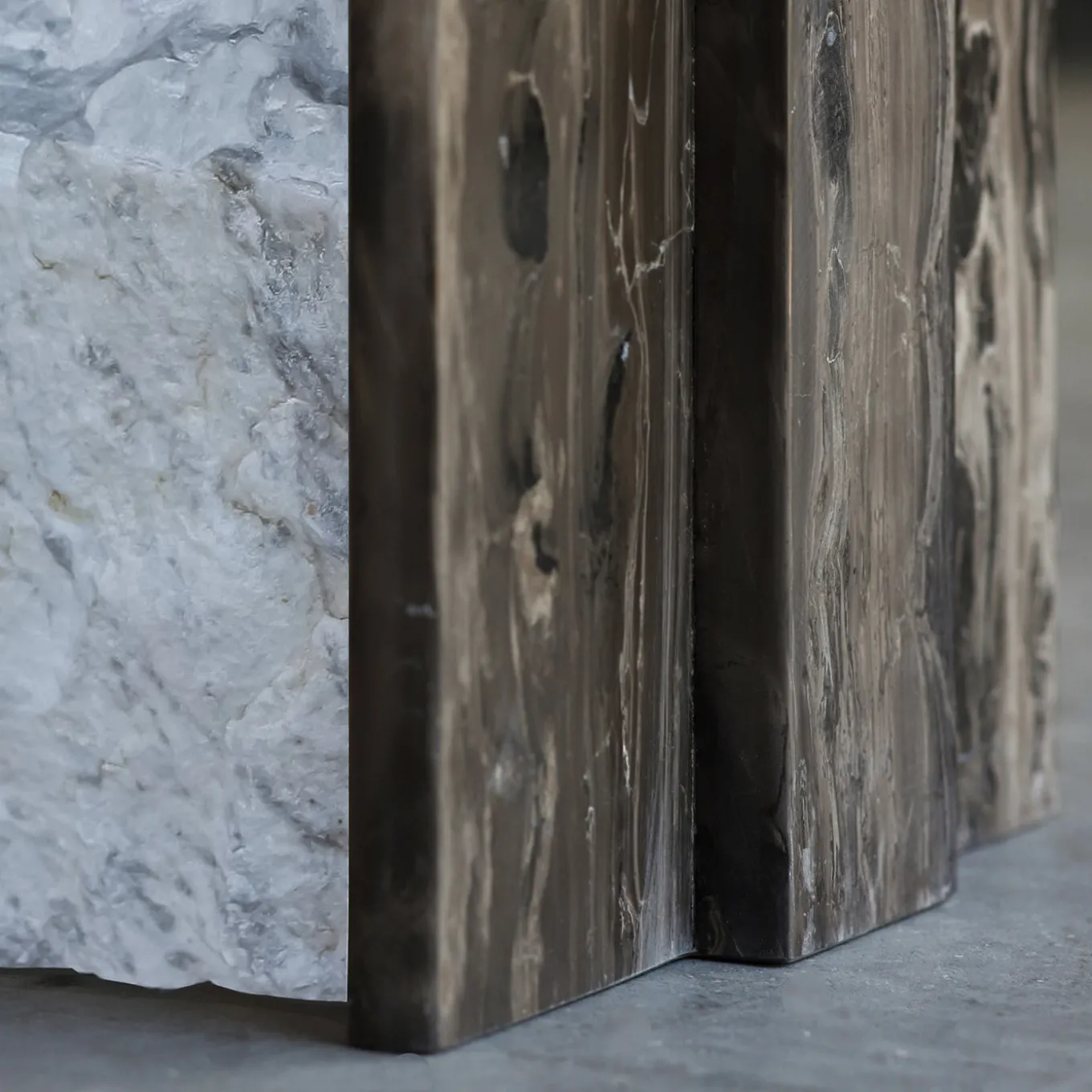 Frappuccino & White Carrara Marble Console